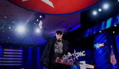 Trump Yönetiminde Federal Çalışanların İşten Çıkarılması ve Zor Günler