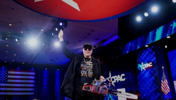 Trump Yönetiminde Federal Çalışanların İşten Çıkarılması ve Zor Günler