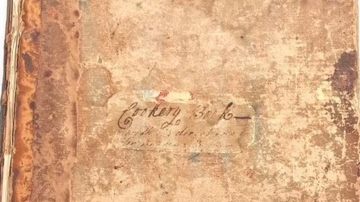 229 Yıllık Yemek Kitabı Müzayedeye Çıktı