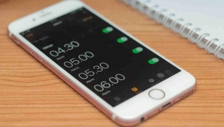 Cep Telefonu Kullanımının Uykuyu Etkileyen Faktörleri