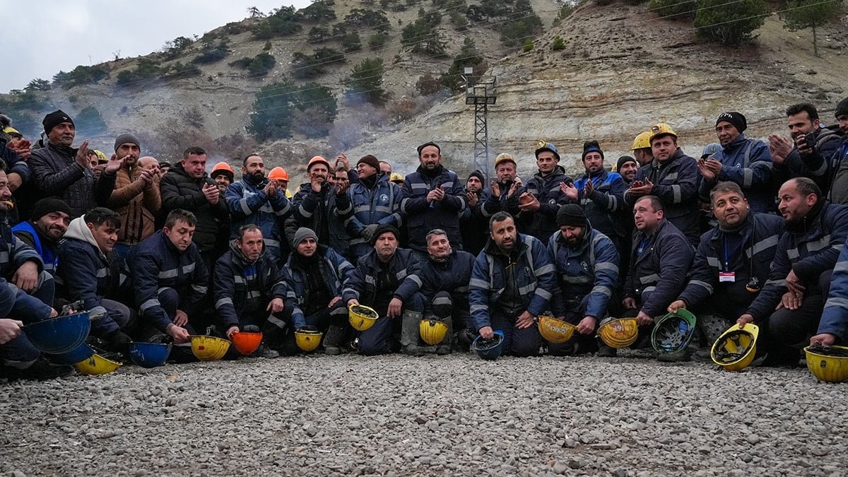 İmamoğlu'nun Tutuklanması ve Kamu Zararı Üzerine Tartışmalar