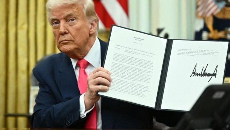 Trump Yönetiminden Eğitime Büyük Darbe: Fulbright ve Diğer Burslar Askıya Alındı