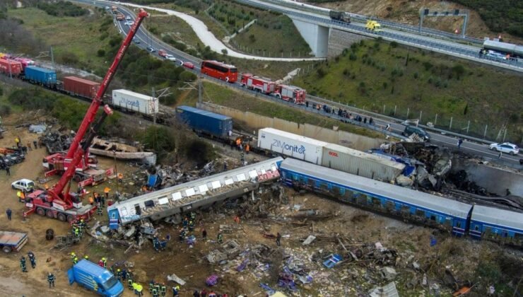 Yunanistan’da Tren Kazası Sonrası Soruşturma Komitesi Kuruldu