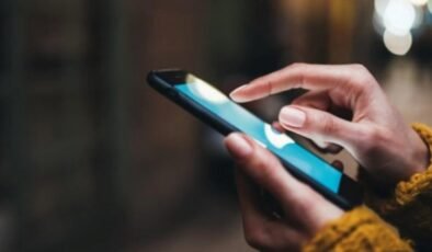 Ekran Parlaklığı ve Göz Sağlığı: Bilinçli Kullanımın Önemi