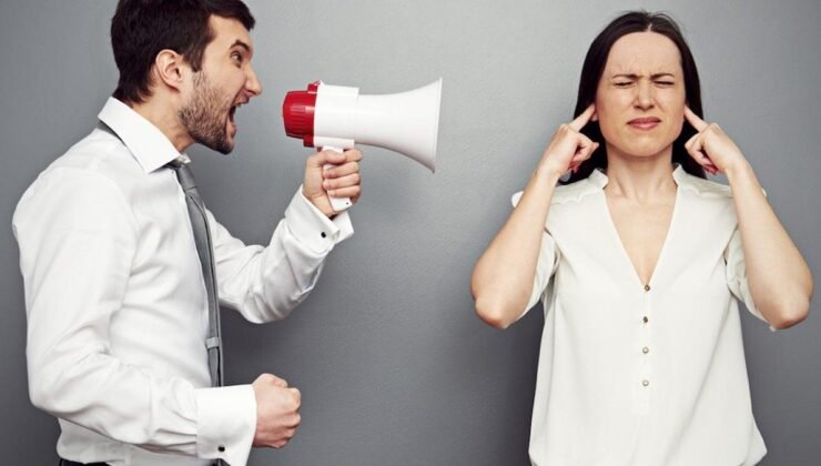 İşitme Kaybı: Nedenleri, Belirtileri ve Önleme Yöntemleri