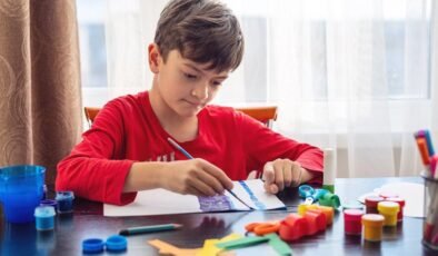 Otizm Hakkında Bilgiler: Çocuk Nörolojisi Uzmanı Dr. Afshin Dezhakam’ın Açıklamaları