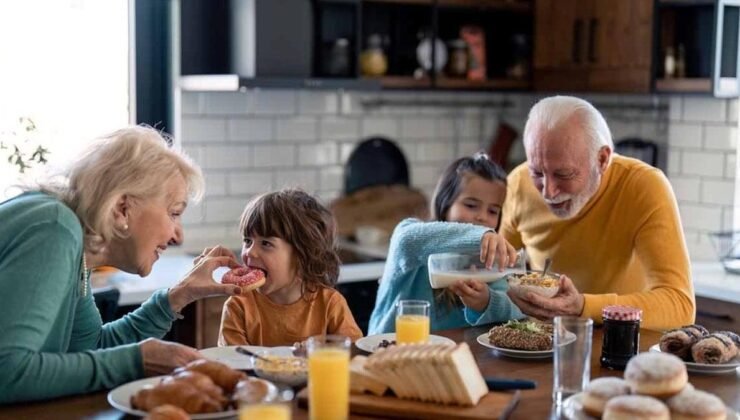 Anneannelerin Aktif Katılımının Ergenlerdeki Olumlu ve Kalıcı Etkileri