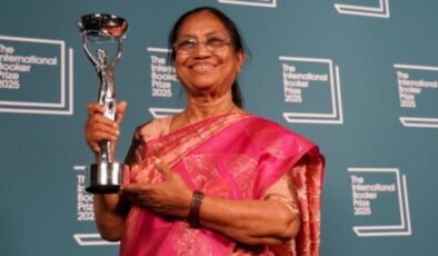 Banu Mushtaq, ‘Kalp Lambası’ Kitabıyla Uluslararası Booker Ödülü’nü Kazandı