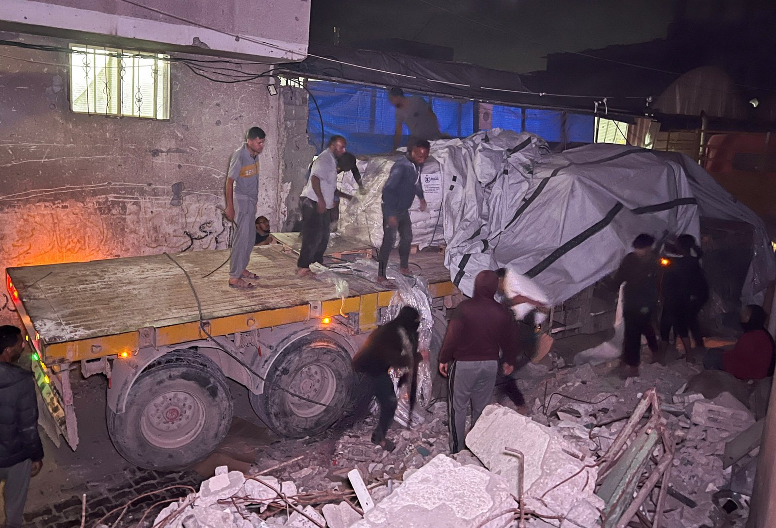 Planın Detayları ve Uluslararası Tepkiler