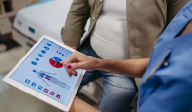 Karaciğer Yağlanmasının Sebepleri ve Riskleri Üzerine Uzman Görüşleri