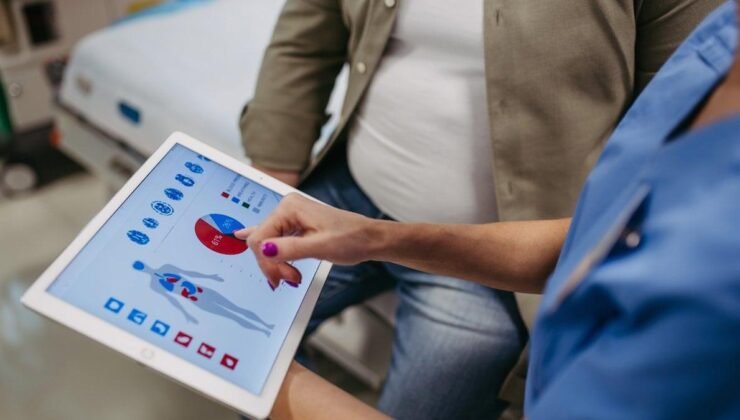 Karaciğer Yağlanmasının Sebepleri ve Riskleri Üzerine Uzman Görüşleri