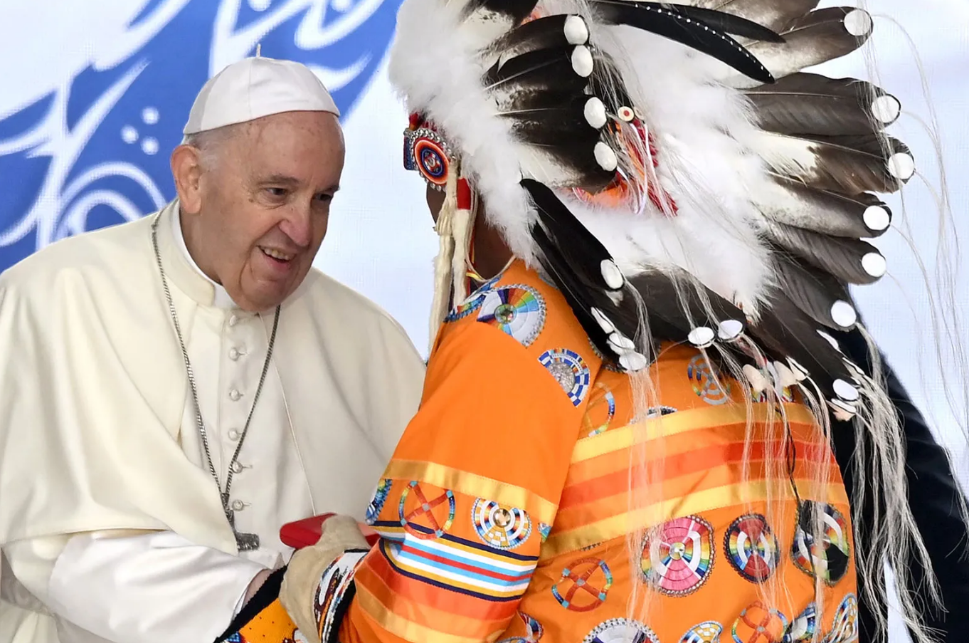 Giriş: Papa Seçiminin Önemi ve Küresel Yansımaları