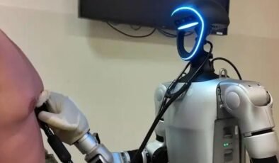 Doktorlar yerine robotlar geliyor! Ameliyata girdiler, muayene bile yaptılar