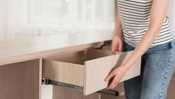 Evlerdeki o ‘çöp’ çekmecesi aslında bir altın madeniymiş: Milyarlarca euro tozlanıyor