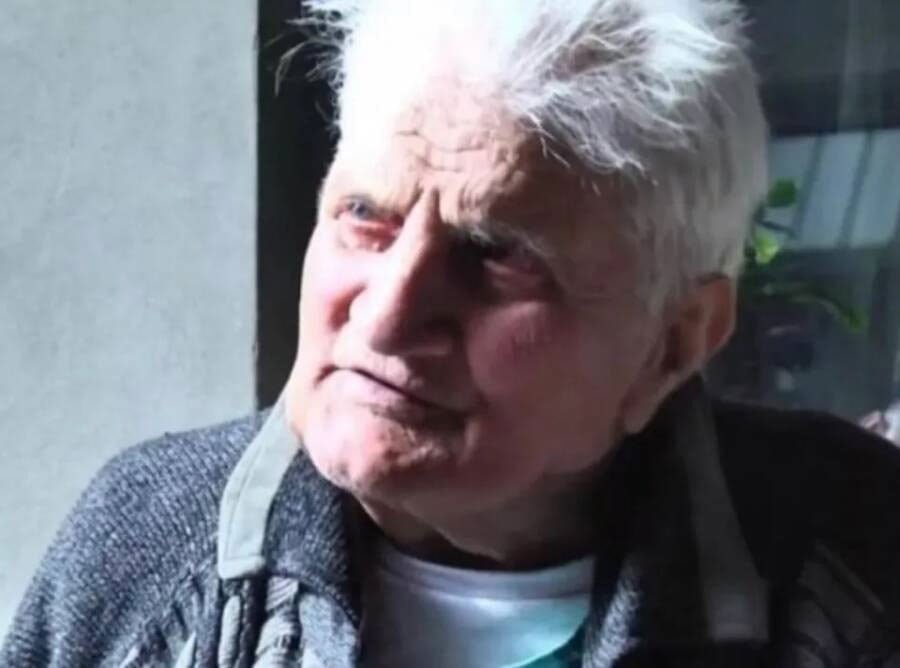 30 Yıl Ardından Aynı Kıyafetlerle Kapıyı Çalan Adam: Gorgos'un Unutulmuş Hikâyesi