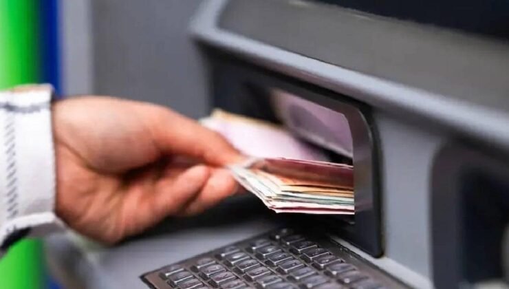 ATM’ye parası sıkışanlara önemli uyarı: Herkesin başına gelebilir