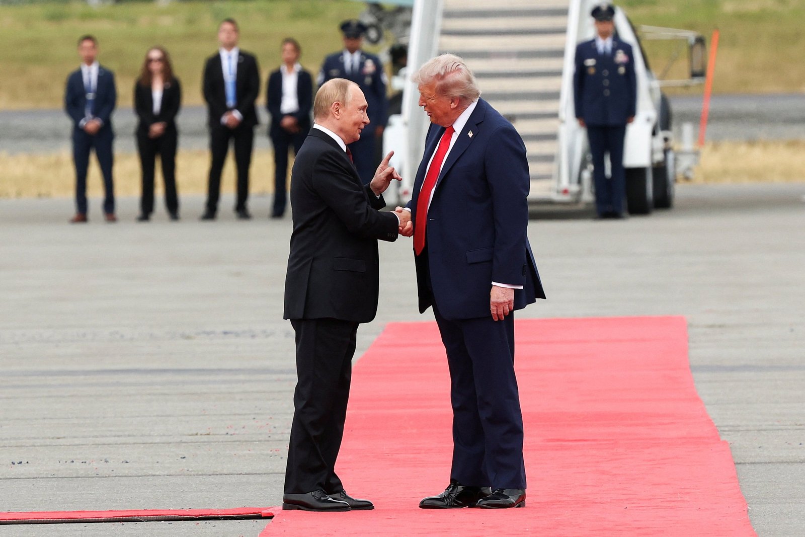 Dünyanın gözü bu gece Alaska'da! Trump ve Putin 7 yıl ilk kez yüz yüze