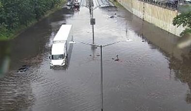 New York sular altında: Olağanüstü hal ilan edildi