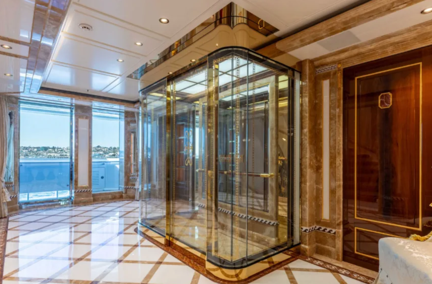 Amadea Yatı: ABD Hükümetinin Açık Artırma Yolculuğu ve Hukuk Savaşının Gölgesinde Satış Hikayesi