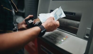 Enflasyon ve Mevduat Faizlerinde Düşüşün İzleri: Ağustos Beklentileri ve Banka Raporu