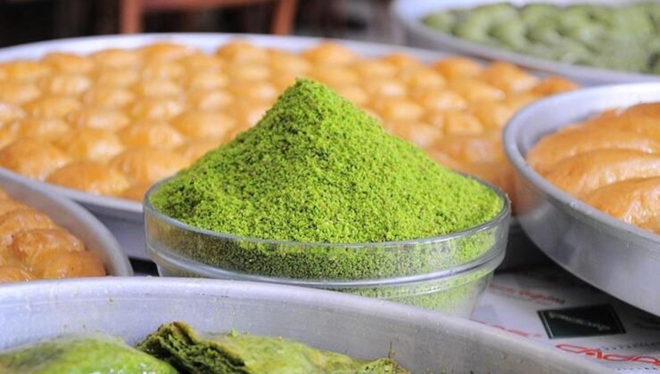 İthalat İzniyle Baklavalık İç Fıstığı Fiyatlarındaki Dalgalanmayı Dengelemeyi Hedefleyen Sektör Yetkililerinin Değerlendirmesi