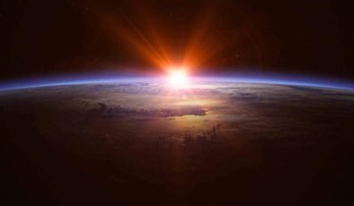 Kozmik Tekme: İki Karadelik Çarpışmasının Doğduğu Anın İlk 3B Haritası