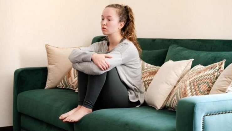 Yalnızlığın Yüzleşmesi: Sağlık Sistemi Üzerindeki Yük ve Politikalar için Acil Uyarı