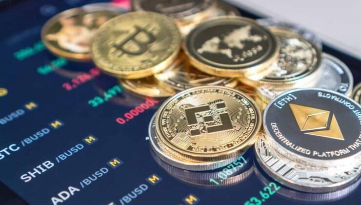 Balina Bahsi ve Bitcoin Üzerindeki Gerginlik: 235 Milyon Dolarlık Kısa Pozisyonun Gölgesinde Kripto Piyasasının Nabzı