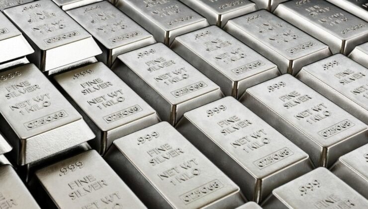 Gümüş Piyasasında Artan Baskı: Stoklar, Talep ve Potansiyel Yeni Arzlar