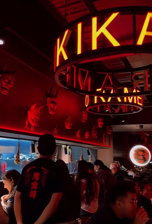 Melbourne’un Restoran Sokağında E-posta Sismesi: Kiracılar ve Mal Sahipleri Arasındaki Krizin Yarattığı Deniz Fısıltıları