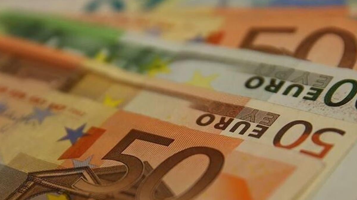 Almanya’da Nakit Tutkusu: Borç, Mahremiyet ve Güvenin İncelikleri