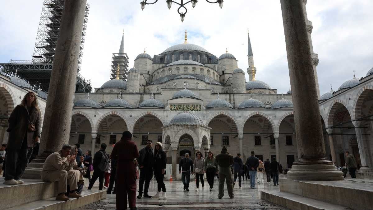 Papa XIV. Leo’nun Türkiye Ziyareti: Anıtkabir’den İznik Konsili’ne Barış Mesajı