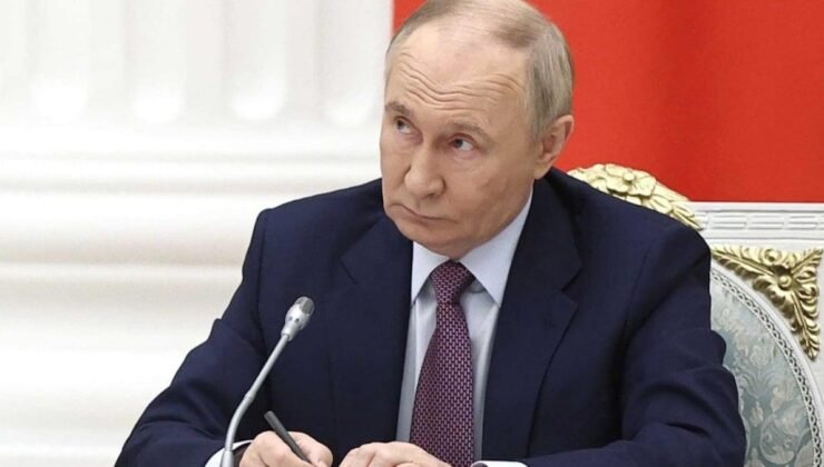 Putin’in Rusya’sında Sadakat ve Savaş Yanlısı Grupların Genişleyen İç İkilemi