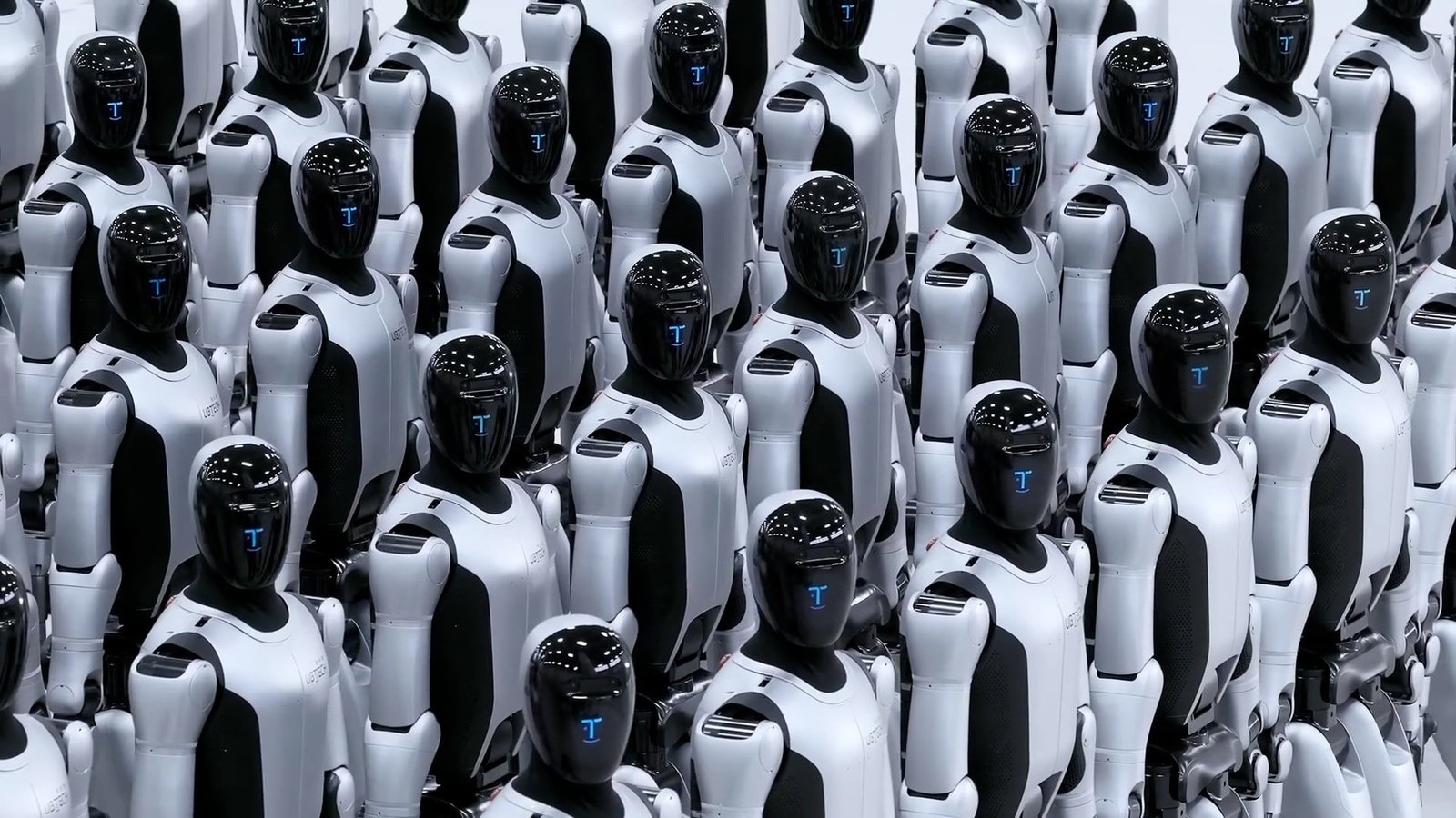 UBTECH’in Walker S2 ile Endüstriyel Dağıtım Atılımı: Yüzlerce Robot Fabrikalarda mı?