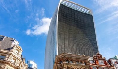 Walkie Talkie Binasının Yansıma Gücü ve Şehrin Silüetine Getirdiği Değişim