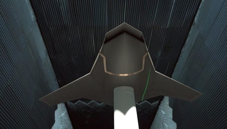 X-BAT: Dikey Kalkışlı İha’nın Otonom Savaş Yeteneği ve Hivemind Zekâ Sistemi