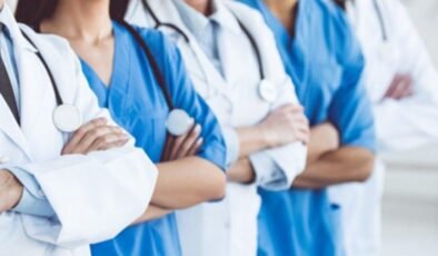 Aile Hekimliği Çalışanları ve Hastalar İçin Yeni Ses: Sağlık Bakanlığına Eleştirel Çağrı ve Yönetmelik Tartışması