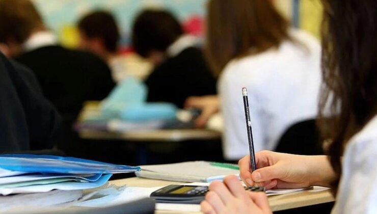 Çocuklarda Dijital Yorgunluk ve Ekran Sağlığı: Aileler İçin Pratik Uyarılar