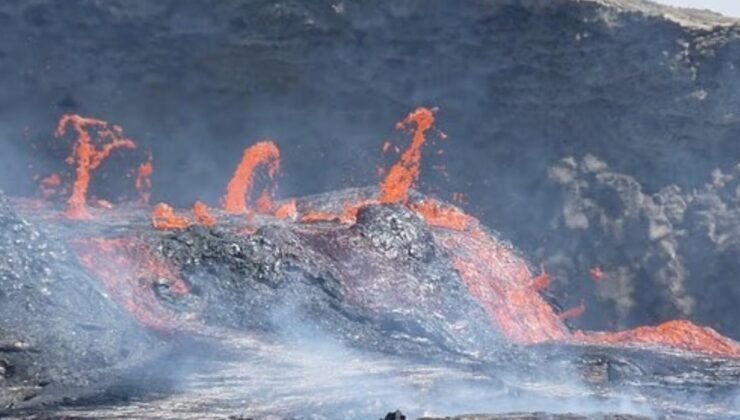 Doğanın Şefkatiyle Ayrılan Kıtalar: Doğu Afrika Rifti ve Afrika-Arabistanın Yavaş Bölünmesi