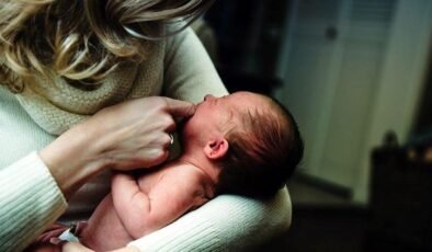 Doğum İzni ve Analık Haklarında Eşitleşme İçin Yeni Düzenleme: 24 Haftaya Uzatma ve Koruyucu Aile İzni