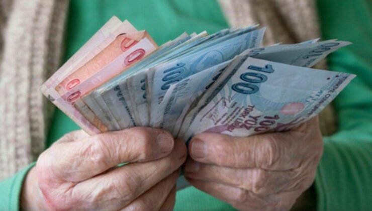 Emeklilere Yüzde 25 Kesinti: SGK Borçları İçin Yeni Düzenlemenin Etkileri ve Tepkiler