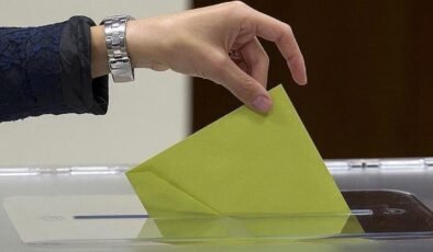 Gine’de Seçim İçin Sandıklar Kuruldu: Güvenlik Tedbirleri ve Darbe Sonrası Adaylık Tartışması