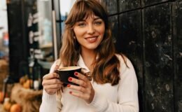 Kafein: Dozlar, Etkiler ve Güvenli Kullanım Rehberi