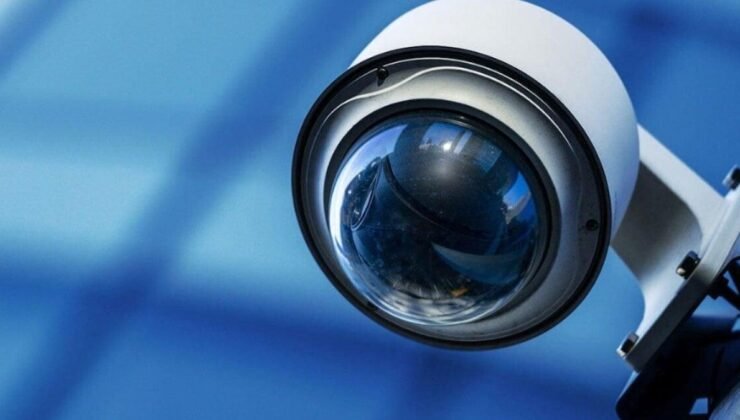 Küresel Takipte: Ev ve İş Yerlerindeki IP Kamera Korsanlığına Büyük Operasyon