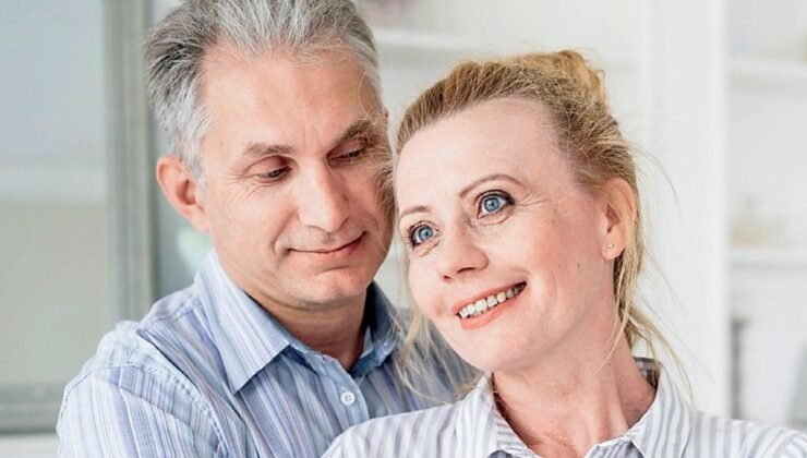 Menopoz ve Andropoz Dönemlerinde Hormonlar, Zihin ve Yaşam Kalitesi: Bilinçli Yönetim Rehberi