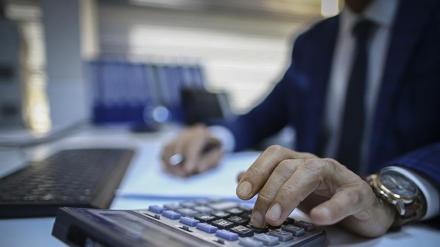 Slovenya’da Noel ikramiyesi tartışması: Vergiden muaf 639 Euro ödeme tüm çalışanlara zorunlu mu?