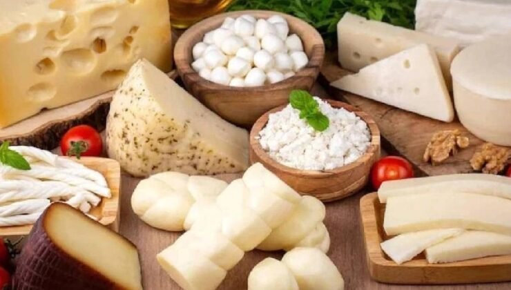 Tam Yağlı Peynir Tüketiminin Demans Riski Üzerindeki Şüpheli Dengeyi İnceleyen Uzun Süreli Çalışma
