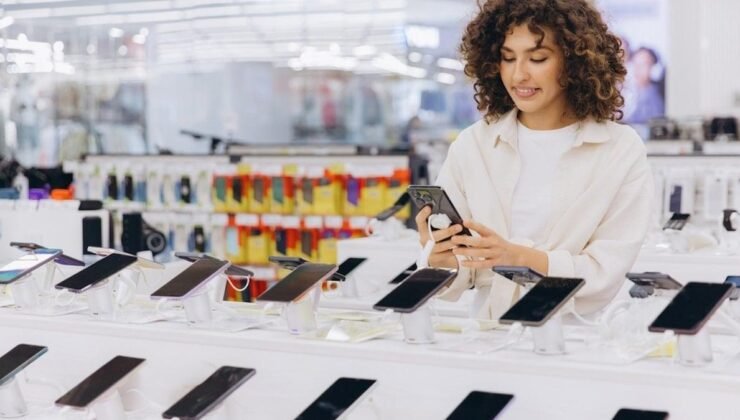 Türkiye 2025 Akıllı Telefon Pazarı: Markalar ve Segmentler Arasındaki Denge