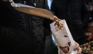 Yılbaşı Kuruyemişinde Fiyatlar ve Güvenilirlik Üzerine Esnaf Görüşleri