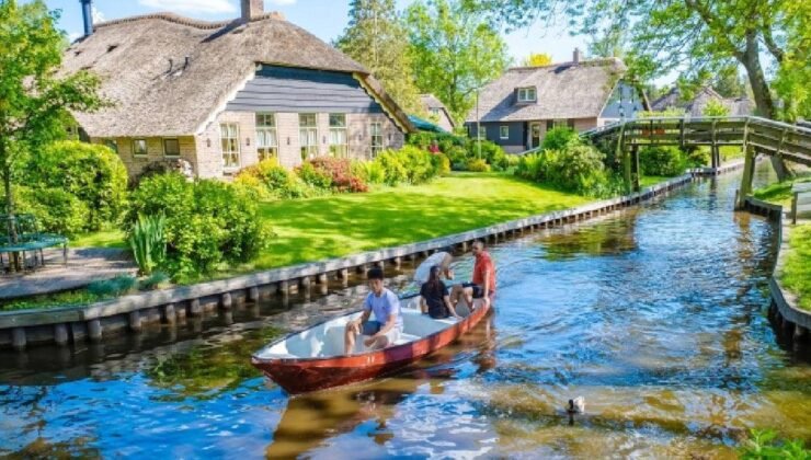 Dünya Üzerindeki Eşsiz Yerleşimler: Doğayla Uyum İçinde Şaşırtan Köyler